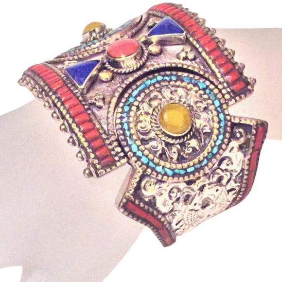 Vintage Jewelry - Vintage sterling silver Native American bracelet